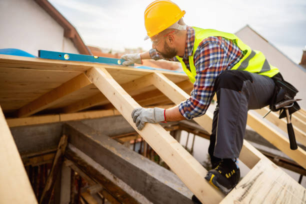 Best Roof Gutter Cleaning  in Markle, IN